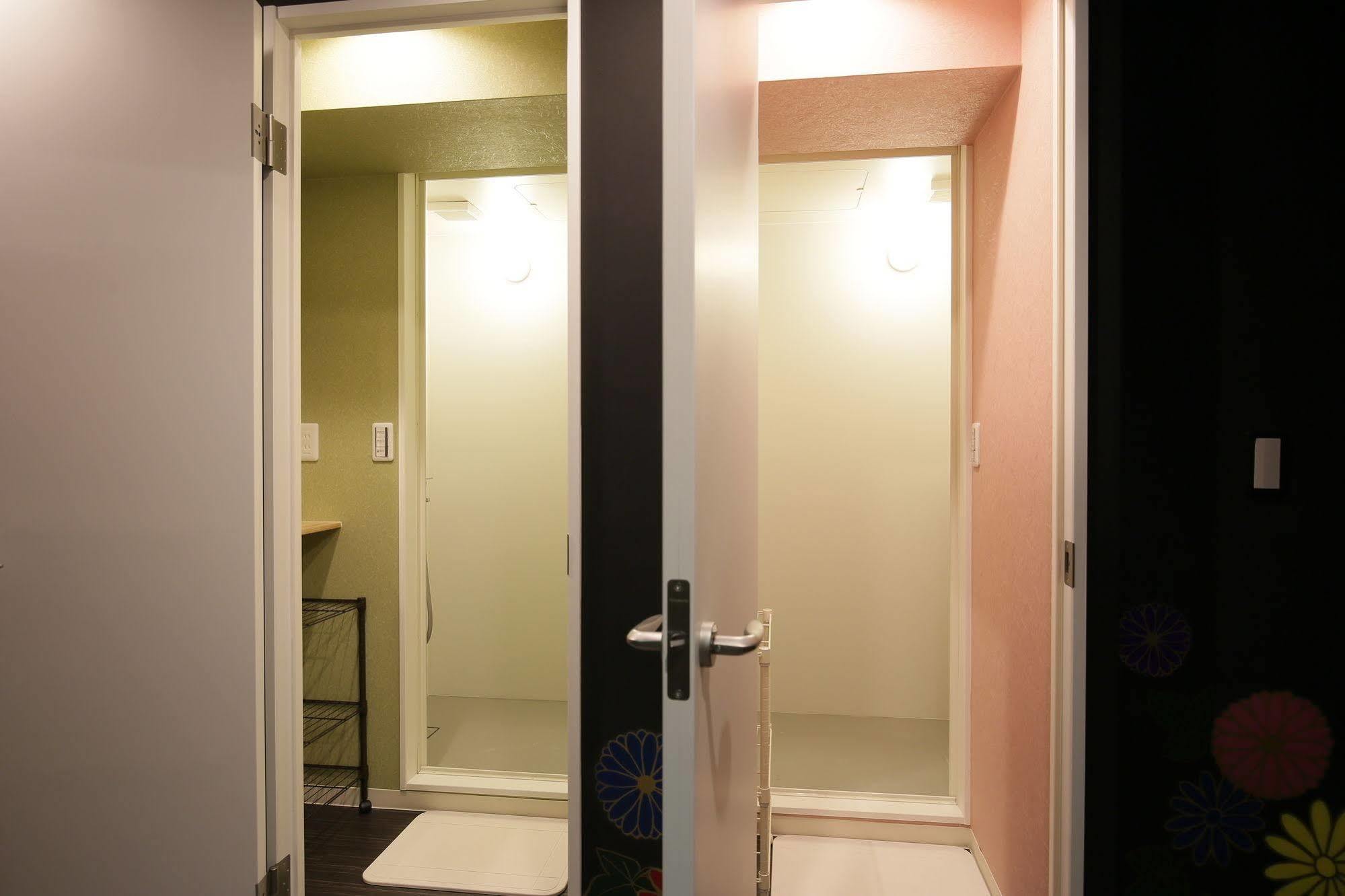 Samurais Hostel Ikebukuro Tōkyō Extérieur photo