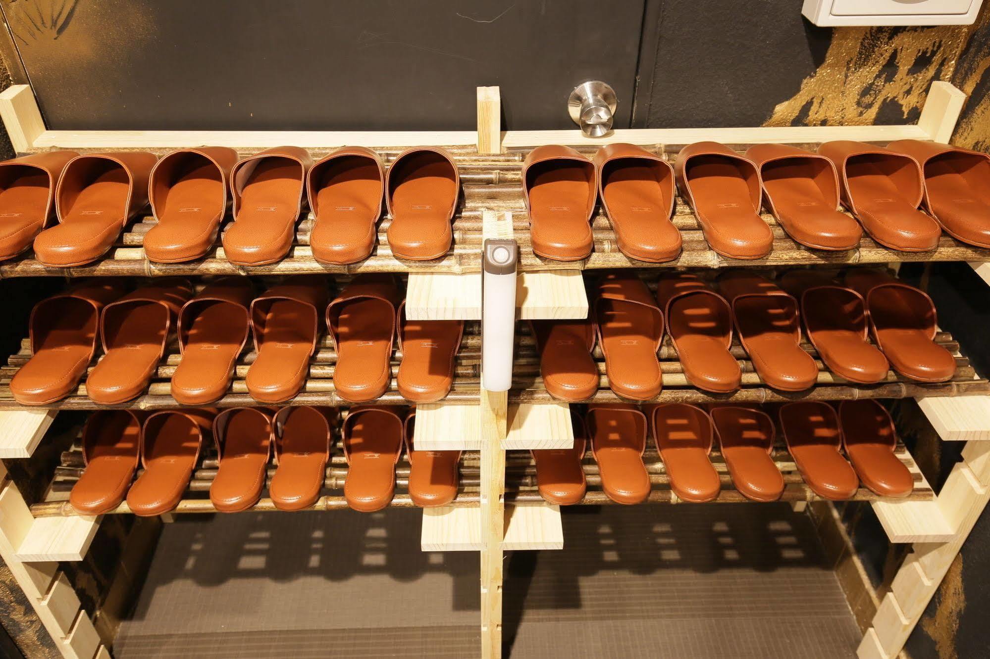 Samurais Hostel Ikebukuro Tōkyō Extérieur photo