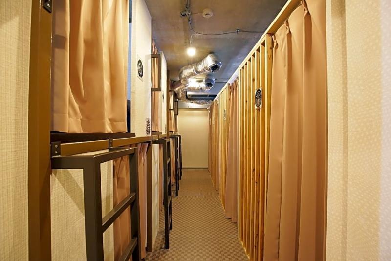 Samurais Hostel Ikebukuro Tōkyō Extérieur photo